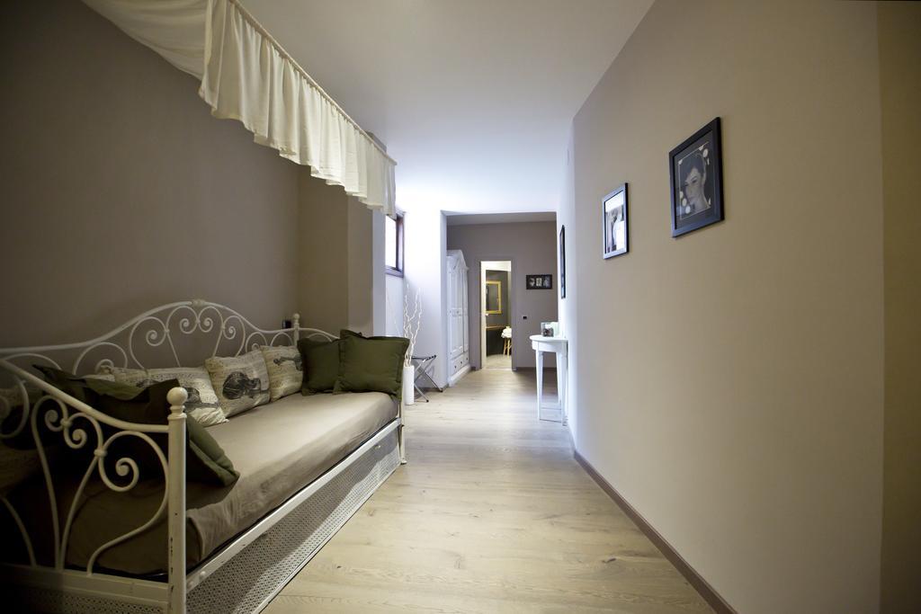 Hotel Tiro A Volo Pozzuoli Exterior photo